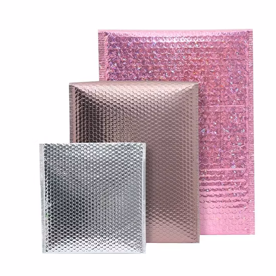 卸売価格ブラックパッド入り封筒バブルメーラーポリバブルメーラーマットブラック